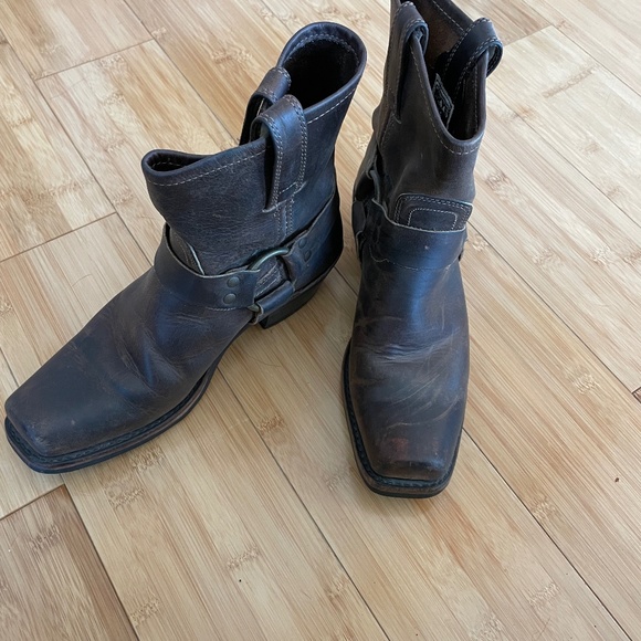 women frye boots (vintage) - Picture 1 of 16